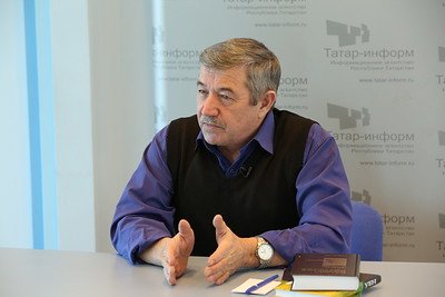 Писатель Камиль Каримов